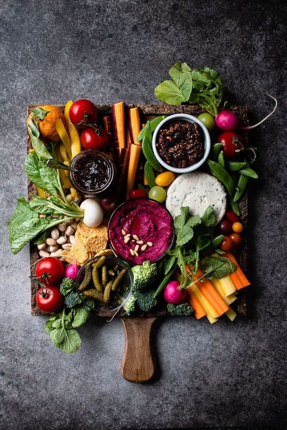 Living cheese plate